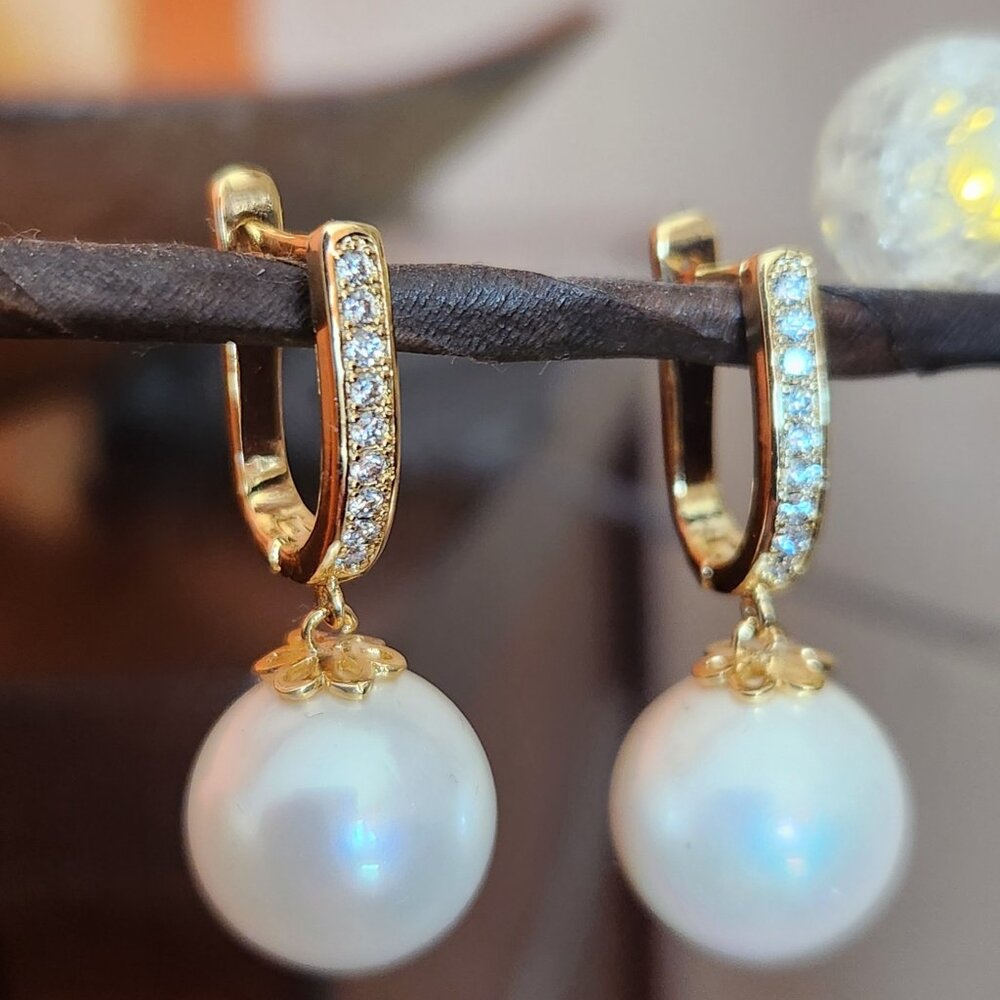 NEW Gold Tone Crystal & Pearl Drop Earrings – Elegant Women’s Jewelry